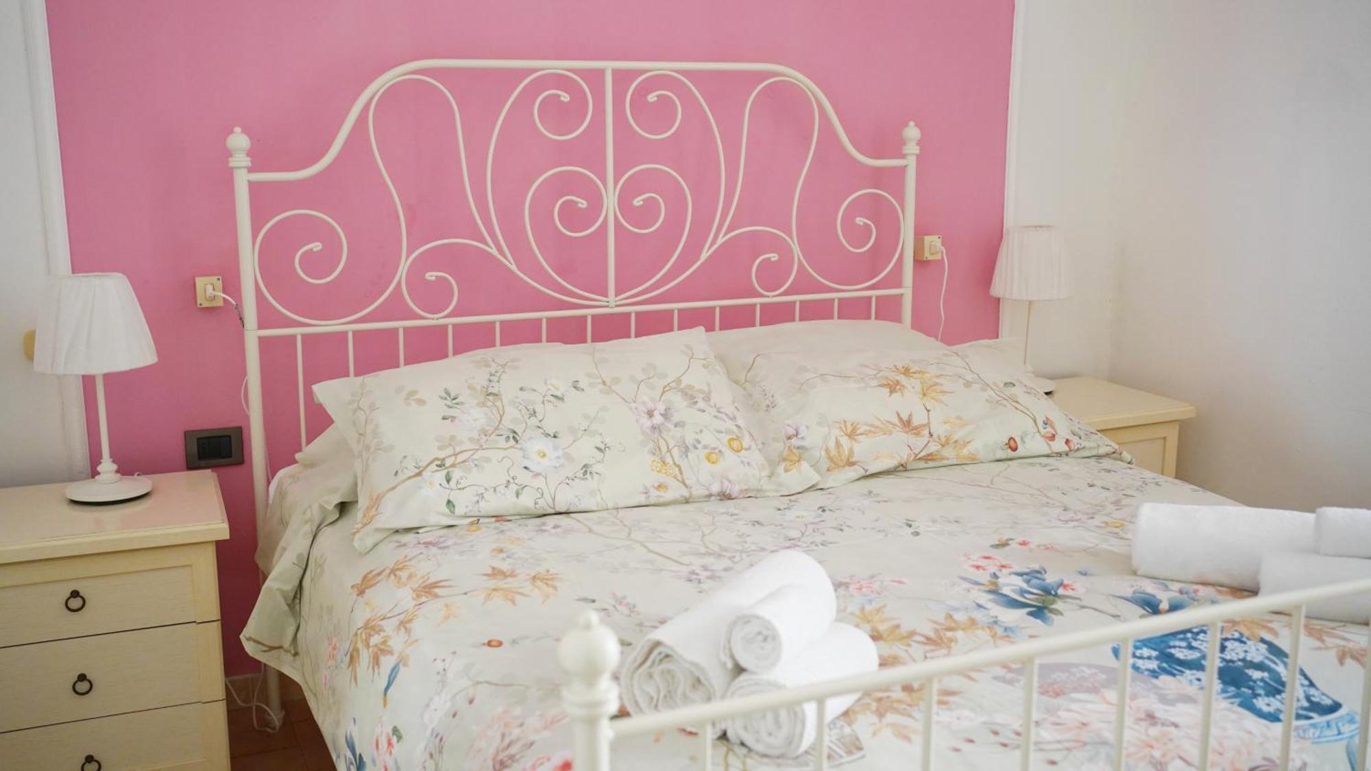 A Casa Di Mario E Nene Bed & Breakfast เวียเรจโจ ภายนอก รูปภาพ