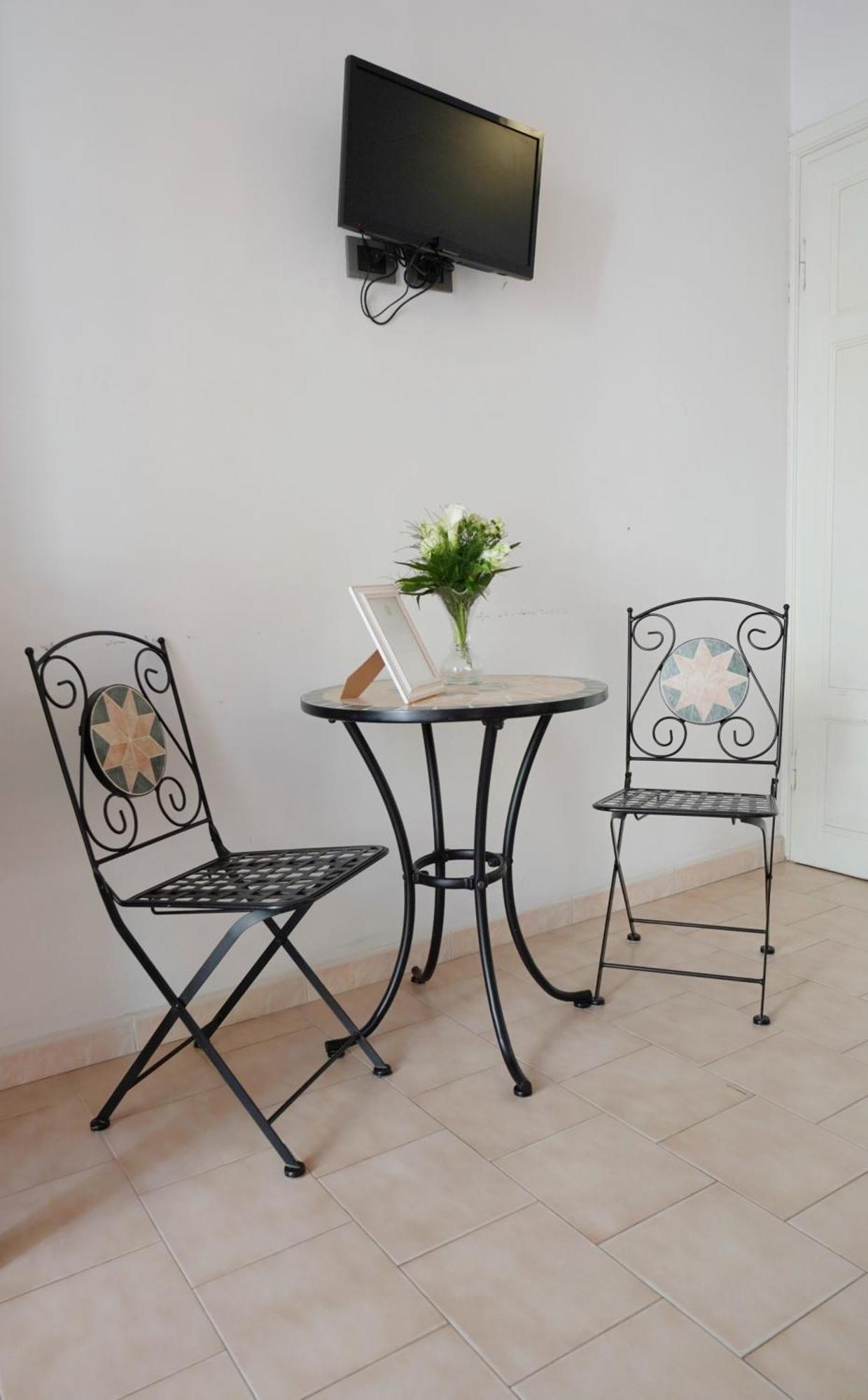 A Casa Di Mario E Nene Bed & Breakfast เวียเรจโจ ภายนอก รูปภาพ