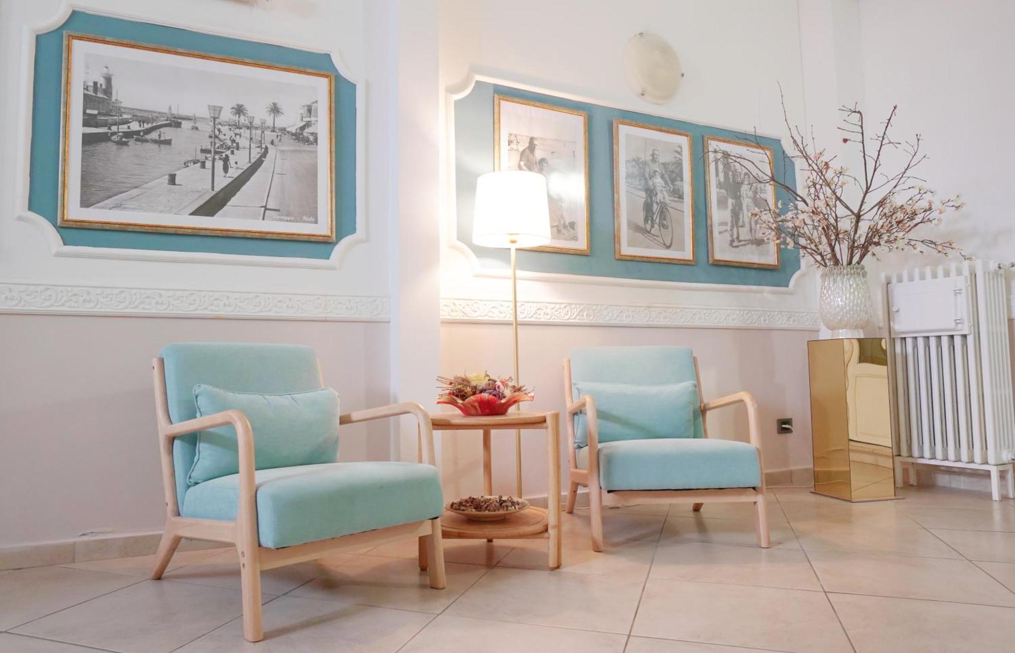 A Casa Di Mario E Nene Bed & Breakfast เวียเรจโจ ภายนอก รูปภาพ